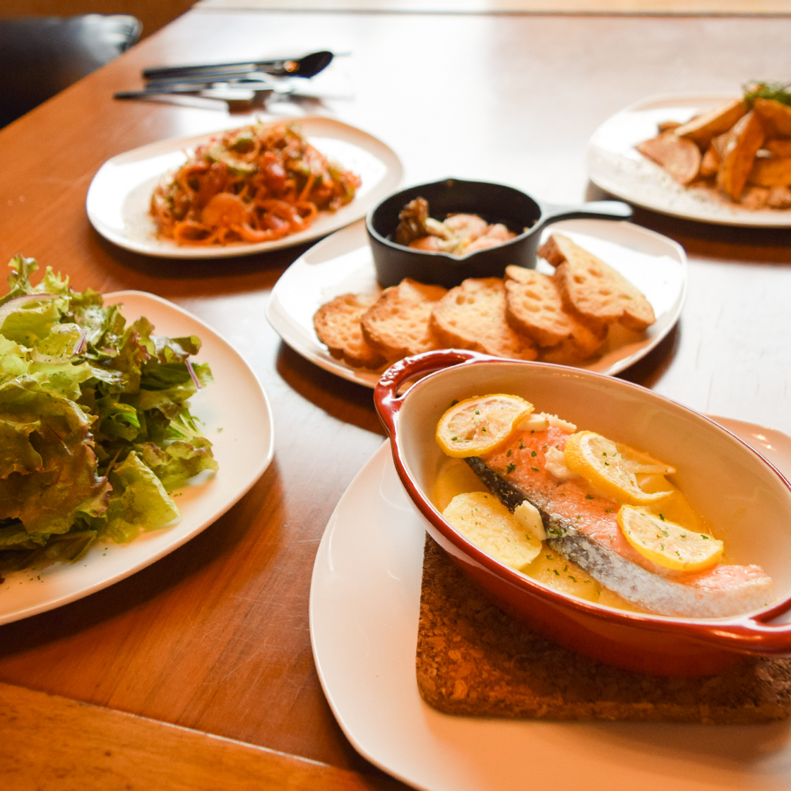 こだわりの料理の画像。幅広くメニューをご用意しております。